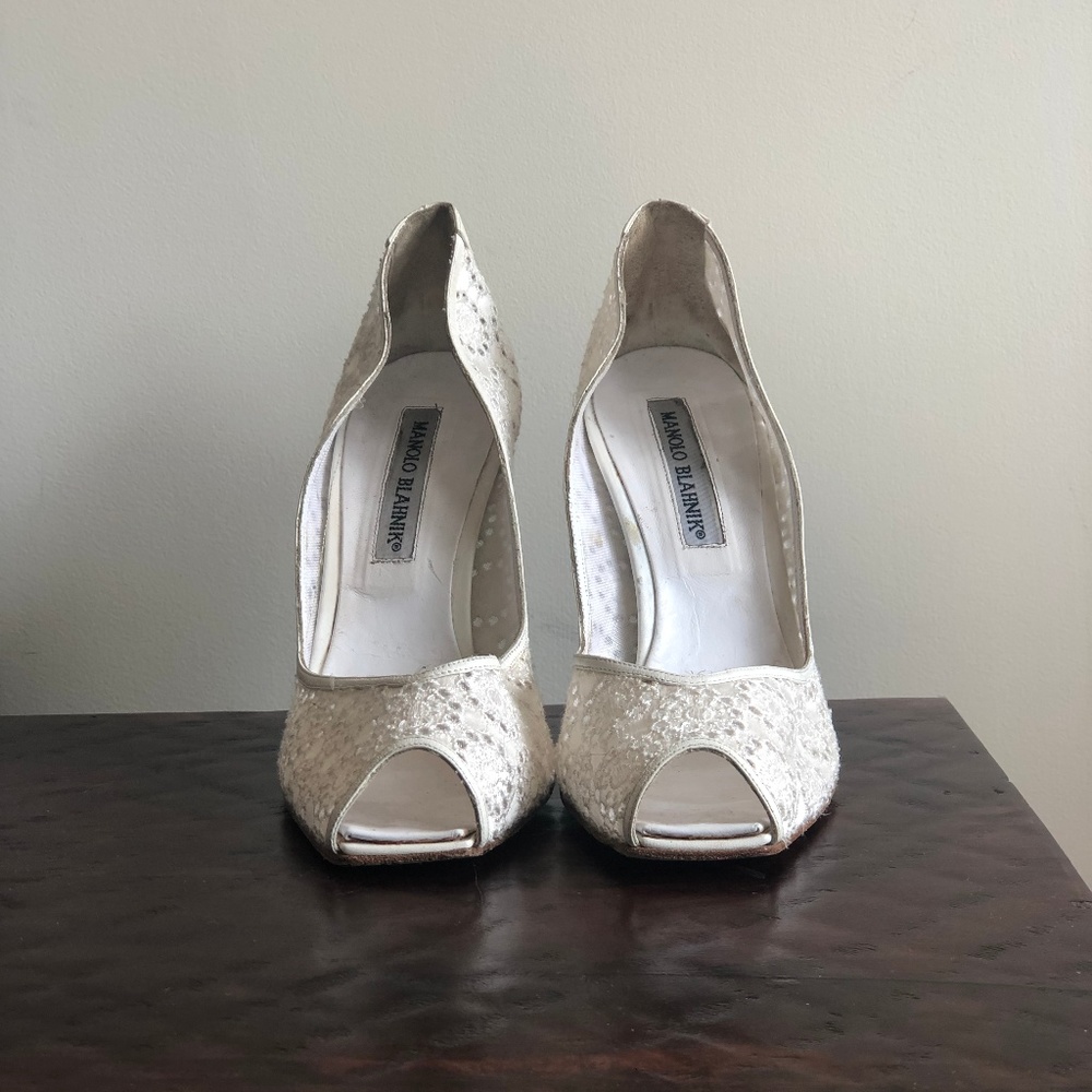 Manolo Blahnik White Peep-Toe Pump OBO